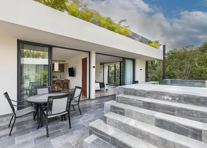 Apartment Luxury Jungle With Private Pool In At Mistiq Temple Ii *
